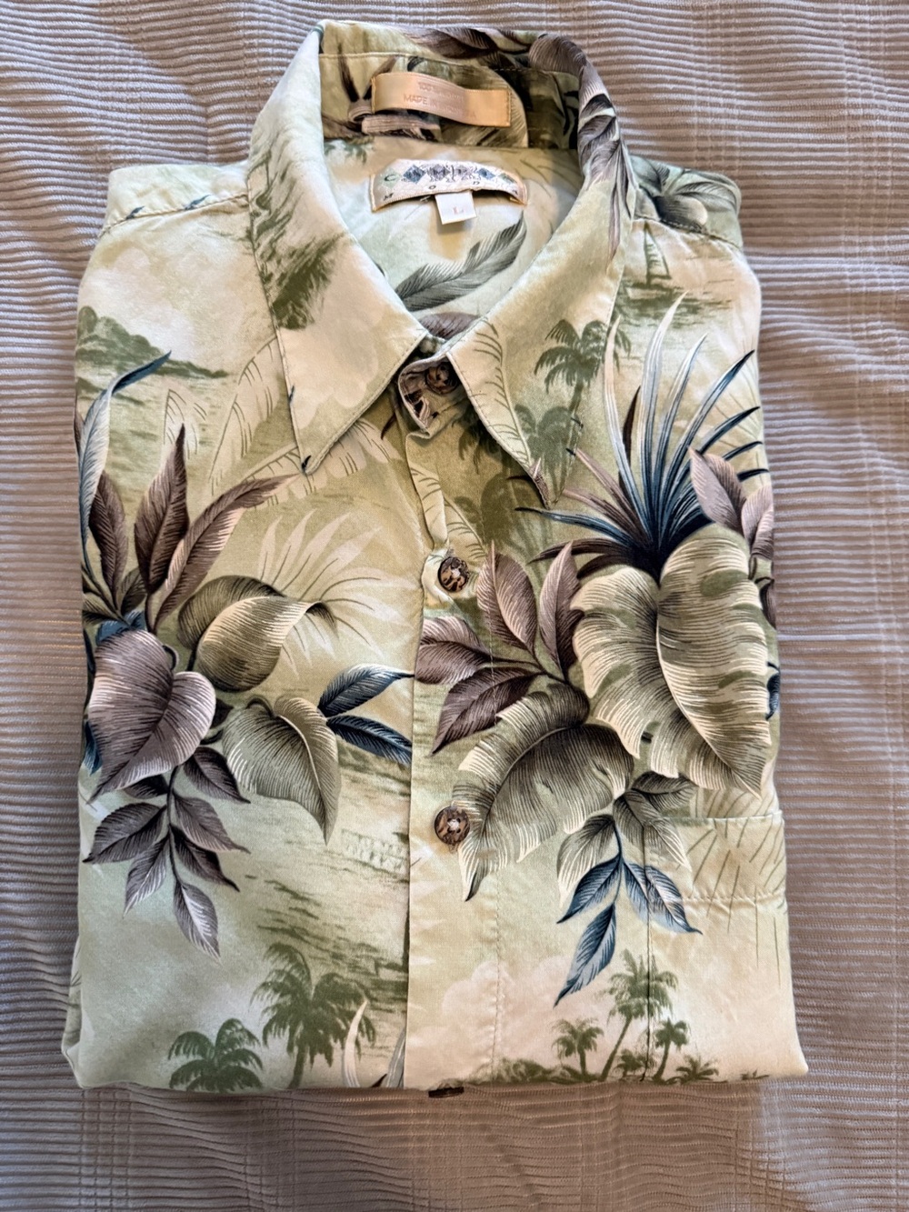 Vintage Aloha Republic Rayon Hawaiian  Men’s Large – Tropical Island Print